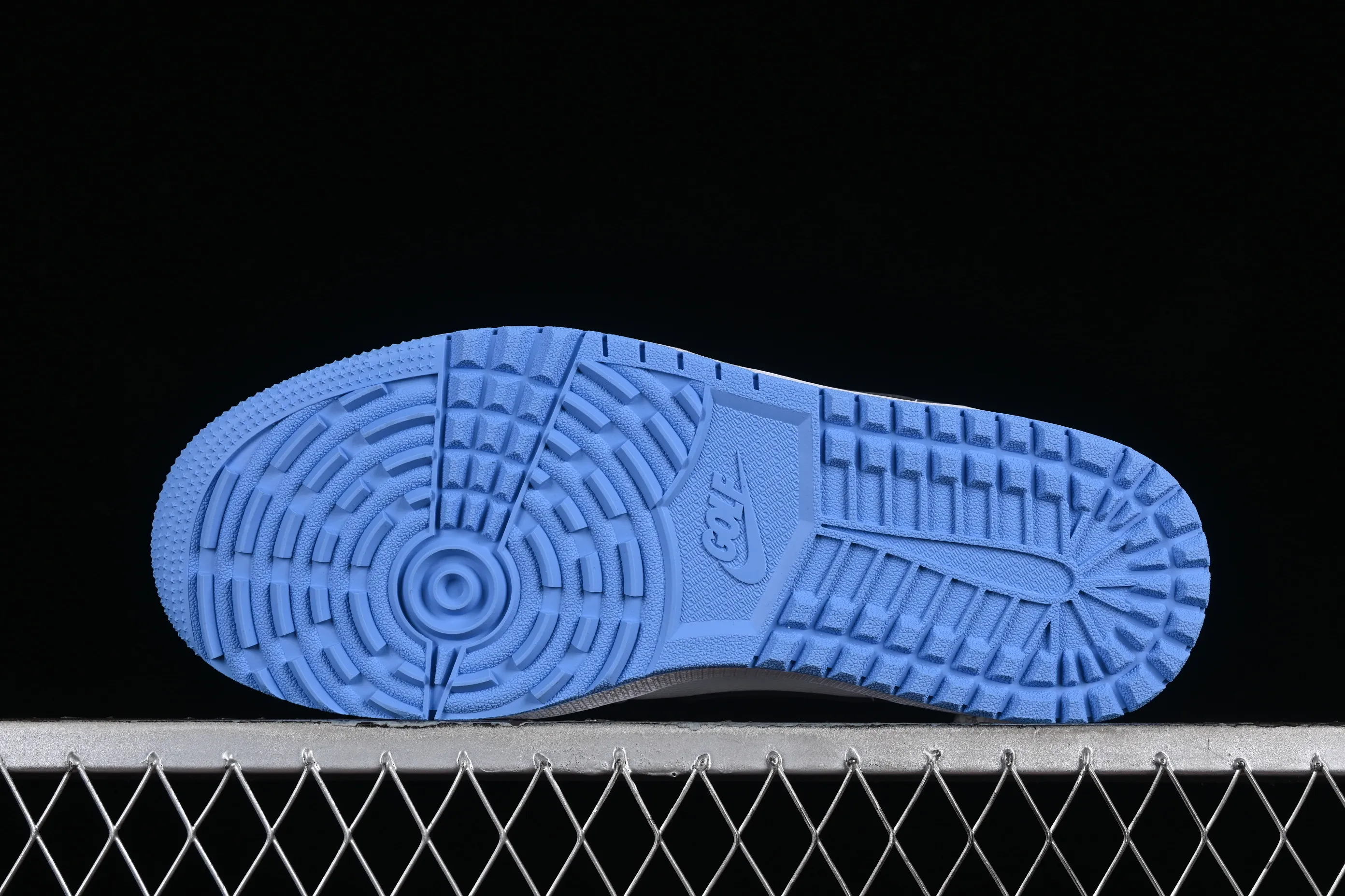 All categories Air Jordan Jordan series basketball shoes Air Jordan 1 Low Air Jordan 1 Mule Golf "University Blue" AJ1 Joe 1 North Carolina Blue Golf kick FJ1214-400